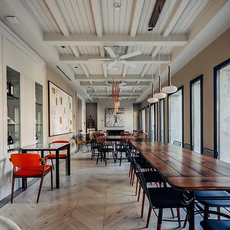 ホテル Bernadet アラカティ